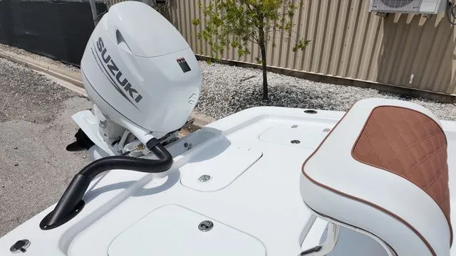 Slide: The Image of ALK 2 Powerboats 17HS 2026 - 16