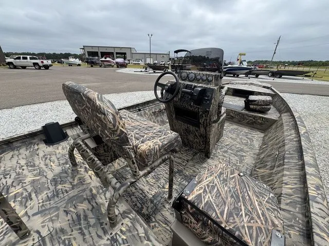 Slide: The Image of War Eagle 961 Blackhawk 2026 - 5