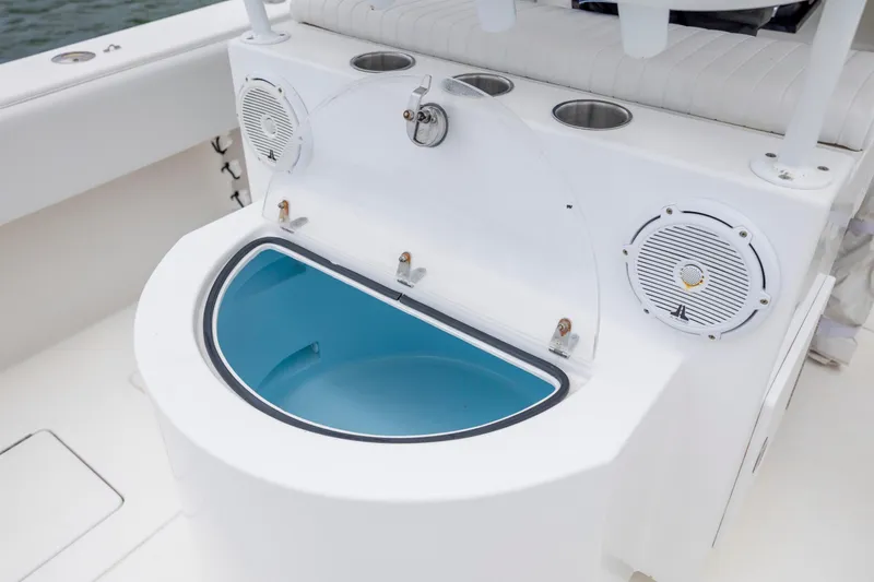 Slide: The Image of 2012 Contender 30 Tournament boat with livewell and speakers on deck. - 14