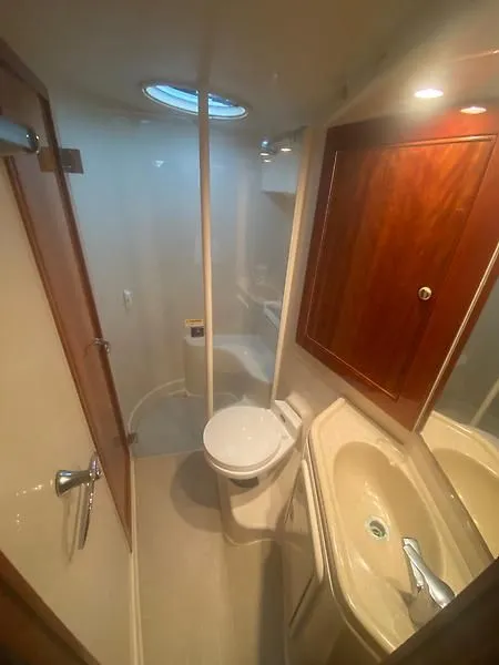 Slide: The Image of Riviera 47 EXCALIBUR 2004 - 25