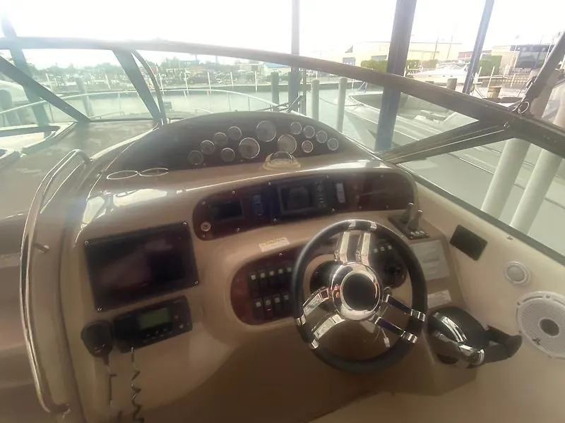 Slide: The Image of Riviera 47 EXCALIBUR 2004 - 7