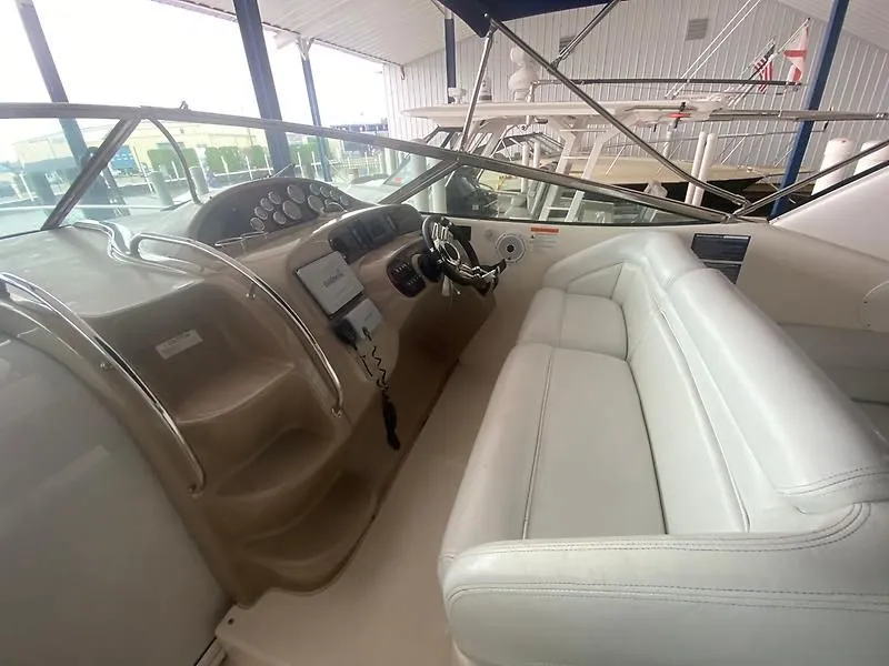 Slide: The Image of Riviera 47 EXCALIBUR 2004 - 8