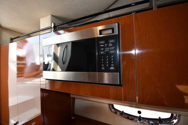 Slide: The Image of Sea Ray Sundancer 310 2011 - 52