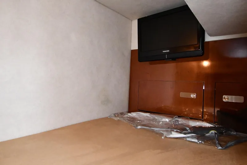 Slide: The Image of Sea Ray Sundancer 310 2011 - 60