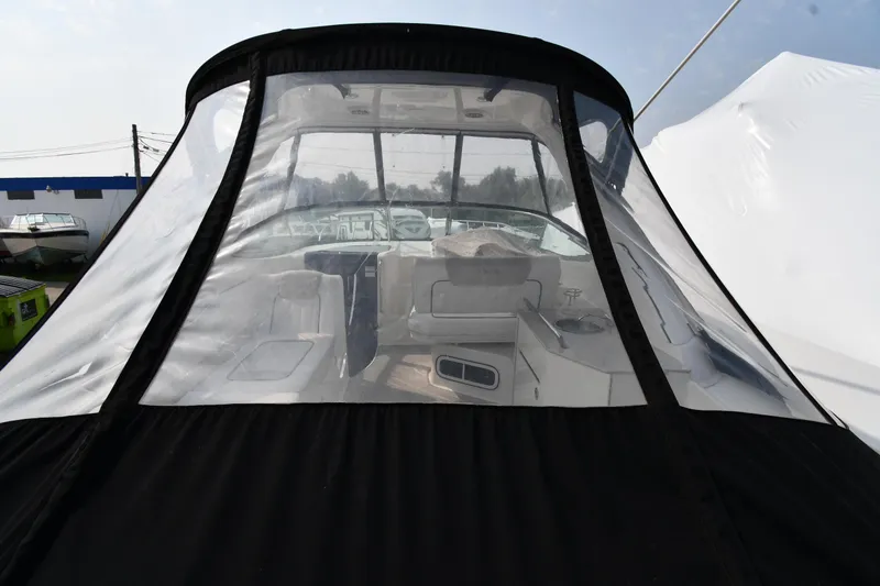 Slide: The Image of Sea Ray Sundancer 310 2011 - 66