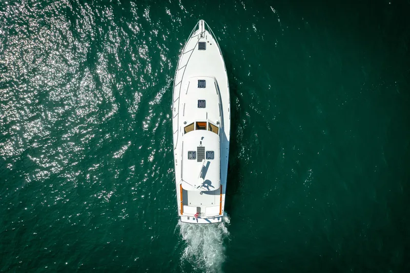 Slide: The Image of Little Harbor WhisperJet 44 2000 - 9