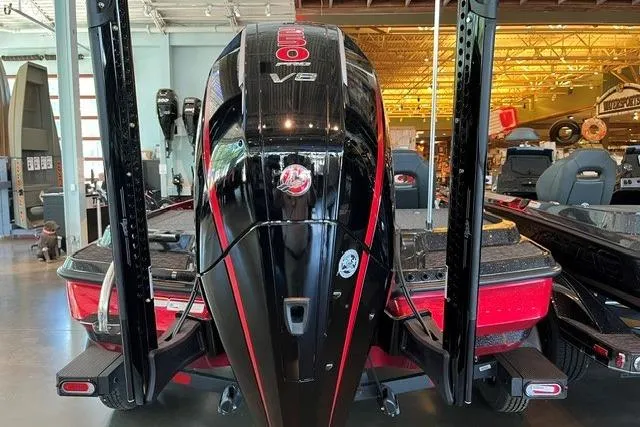 Slide: The Image of 2026 Nitro Z20 XL Pro boat with powerful V8 engine in showroom. - 6