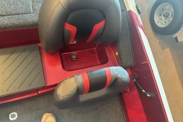 Slide: The Image of Red and black seats in a 2026 Nitro Z17 boat interior. - 5