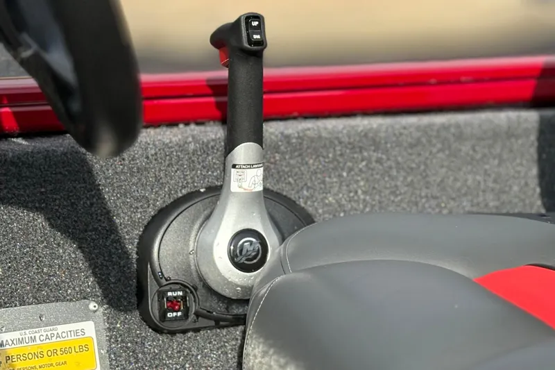 Slide: The Image of Throttle control of 2026 Tracker Pro Team 175 Crappie Edition boat, featuring ergonomic design. - 22