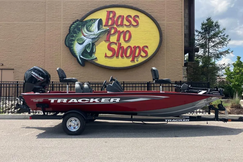 The Image of 2026 Tracker Pro Team 190 boat displayed outside Bass Pro Shops. - 0