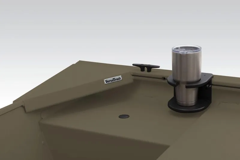 Slide: The Image of Tracker Grizzly 1754 Utility 2026 - 16