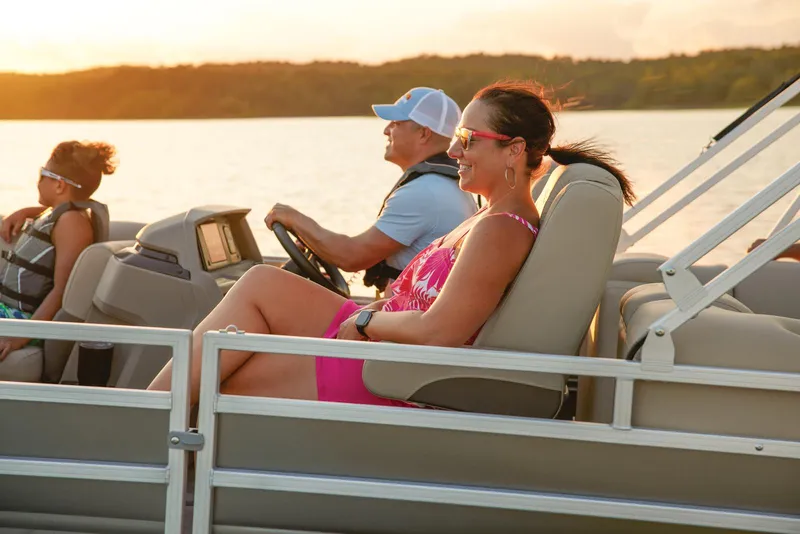 Slide: The Image of Sun Tracker Party Barge 24 DLX 2025 - 69