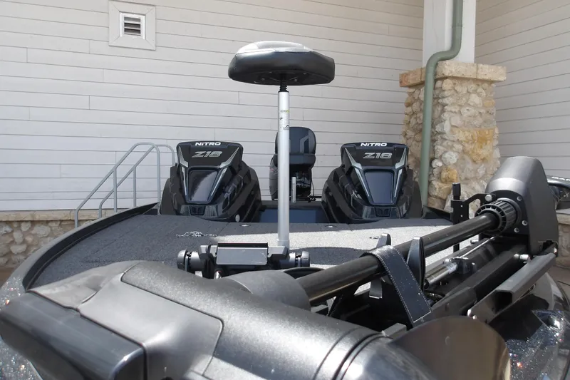 Slide: The Image of 2026 Nitro Z18 Pro boat with dual engines and advanced fishing equipment. - 21