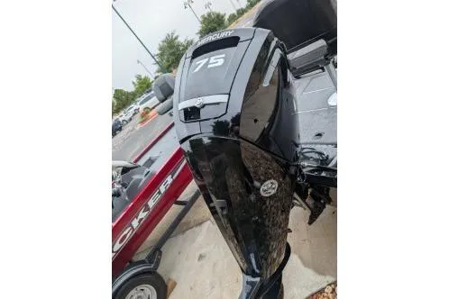 Slide: The Image of 2026 Tracker Pro Team 175 Crappie Edition boat with Mercury 75 engine. - 5