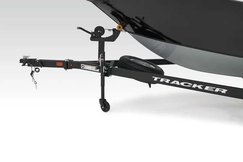 Slide: The Image of Tracker Pro Guide V-175 WT 2026 - 23