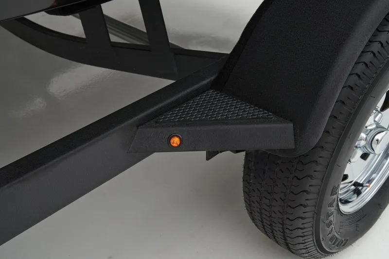 Slide: The Image of Tracker Pro Guide V-175 WT 2026 - 72