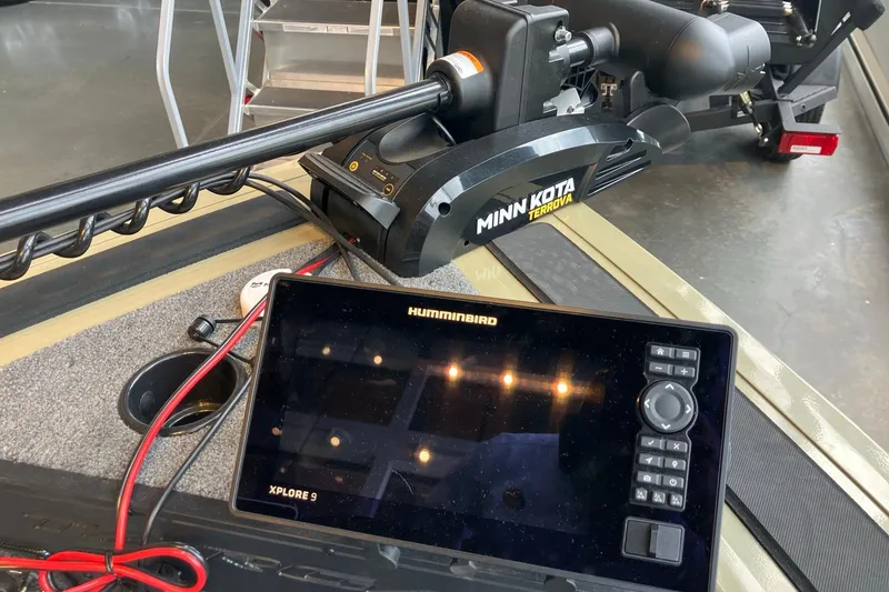Slide: The Image of 2026 Tracker Targa V-18 Combo with Minn Kota Terrova and Humminbird Xplore 9. - 3