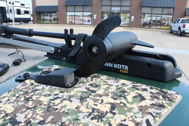 Slide: The Image of 2026 Tracker Bass Tracker Classic Limited with Minn Kota Edge trolling motor. - 11