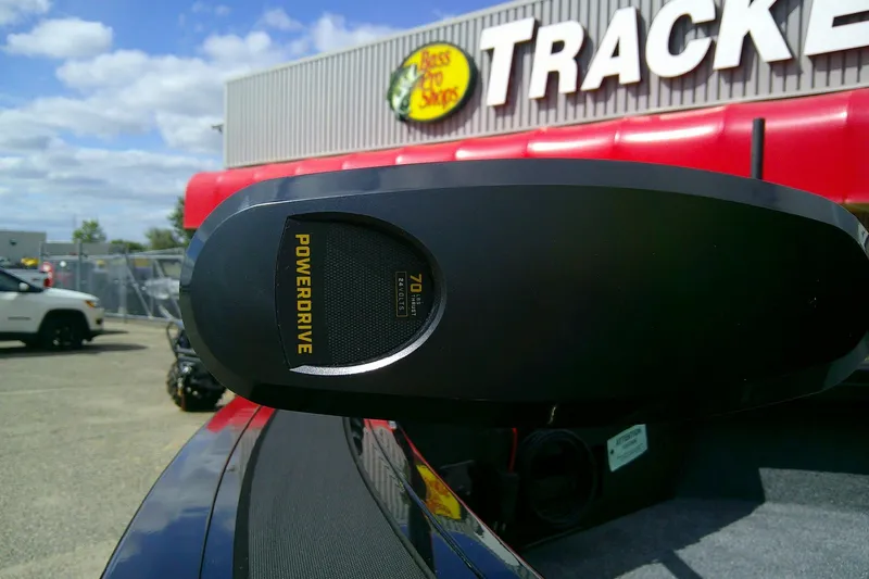 Slide: The Image of 2026 Tracker Targa V-18 WT boat with PowerDrive motor at dealership. - 92