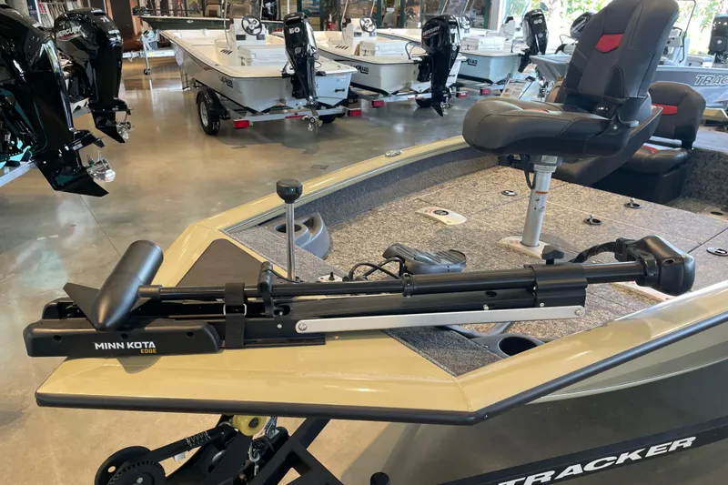 Slide: The Image of 2026 Tracker Pro Team 175 Crappie Edition boat with Minn Kota Edge trolling motor. - 5