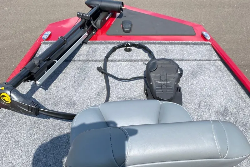 Slide: The Image of 2026 Tracker Bass Tracker Classic XL boat deck with trolling motor and seat. - 5