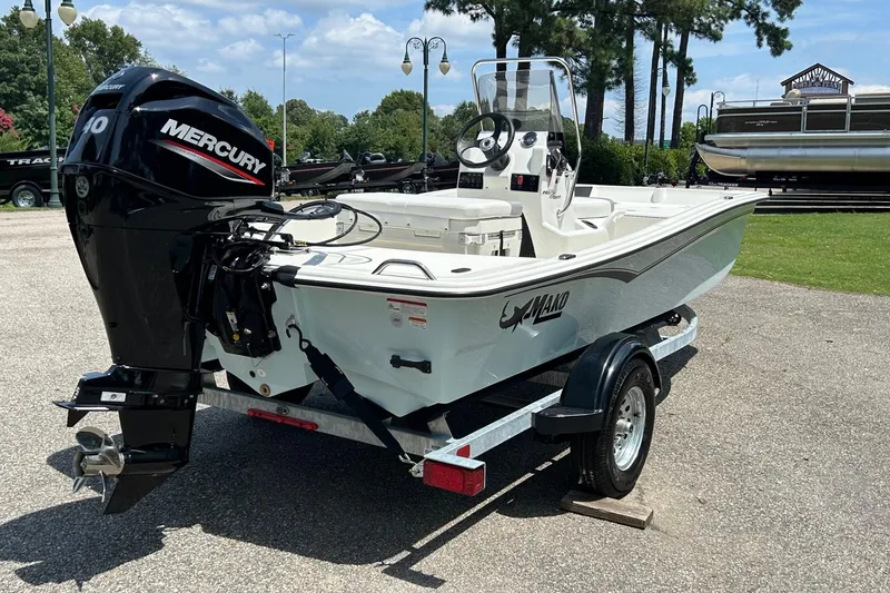 Slide: The Image of Mako Pro Skiff 15 CC 2026 - 57