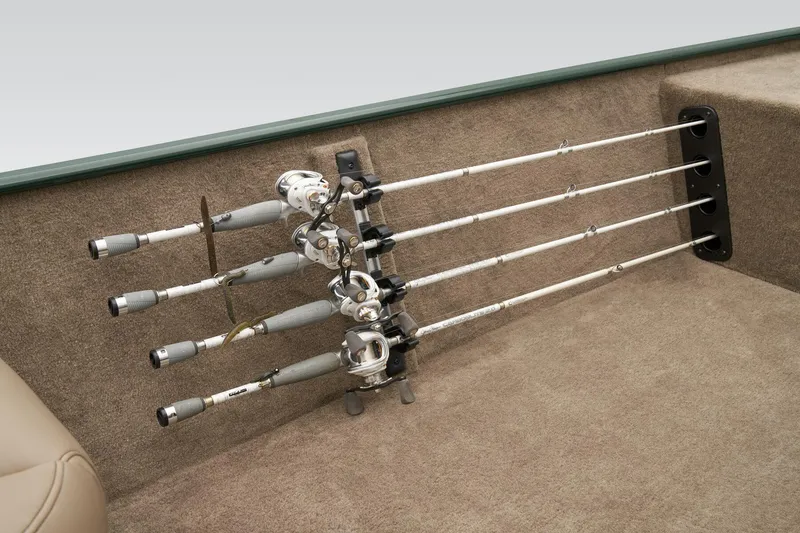 Slide: The Image of Tracker Bass Tracker Classic Limited 2026 - 27