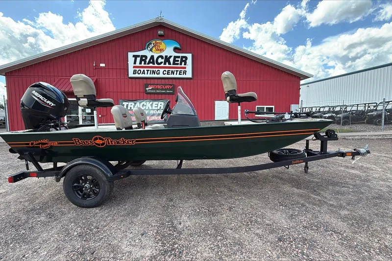 The Image of 2026 Tracker Bass Tracker Classic Limited boat at Tracker Boating Center. - 0