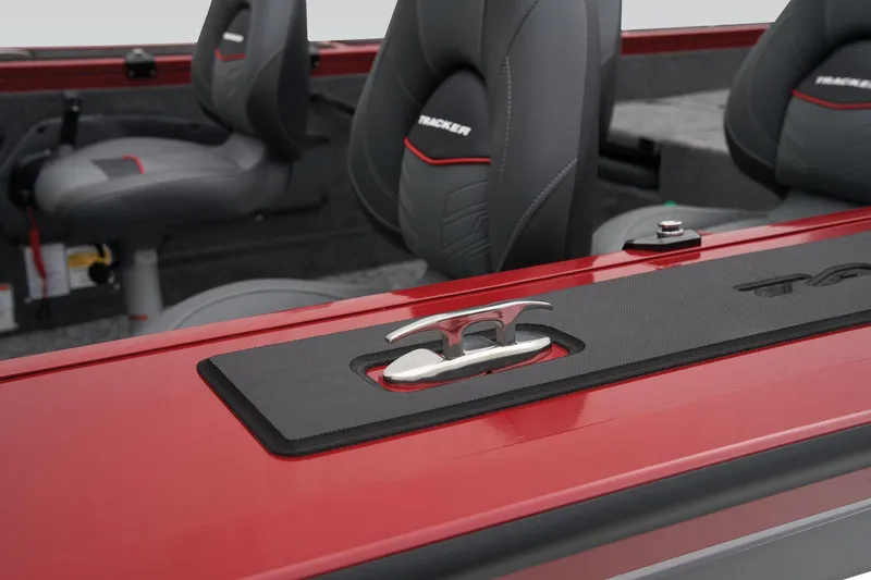 Slide: The Image of Tracker Targa V-18 Combo 2026 - 51