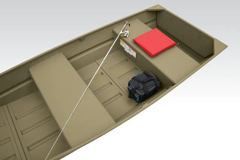 Slide: The Image of Boat capacity label for Tracker Grizzly 12 Jon, 2026 model, U.S. Coast Guard compliant. - 5