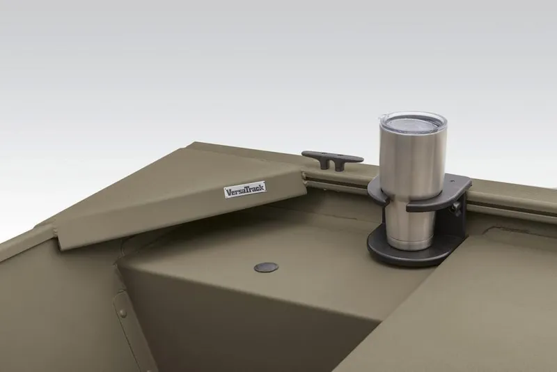 Slide: The Image of Tracker Grizzly 1648 Utility 2026 - 13