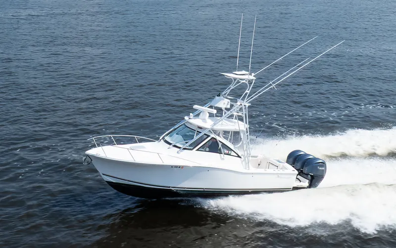 Slide: The Image of Albemarle 30 Express 2022 - 6