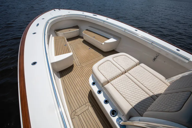 Slide: The Image of Valhalla Boatworks V-41 2020 - 13