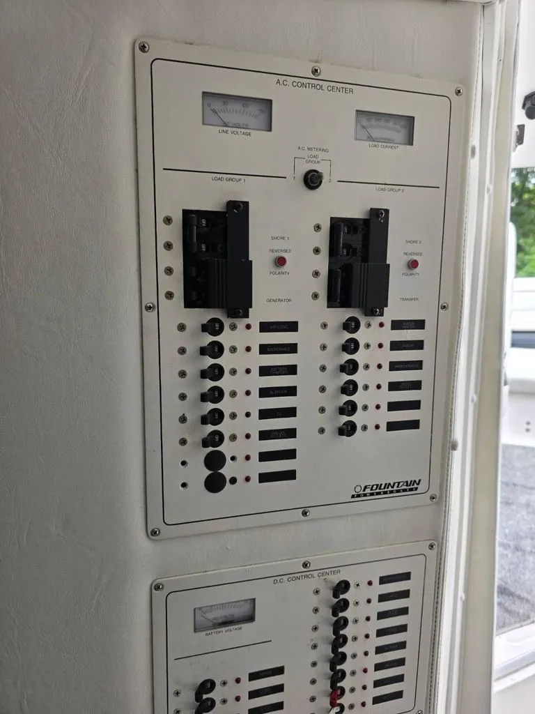 Slide: The Image of Fountain 38 Express Cruiser 1998 - 12