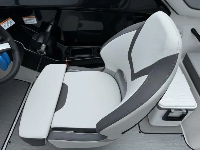 Slide: The Image of Yamaha SX220 2024 - 17