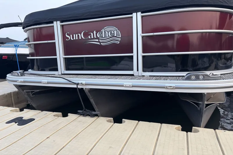 Slide: The Image of SunCatcher G3 SELECT 320RC 2023 - 1