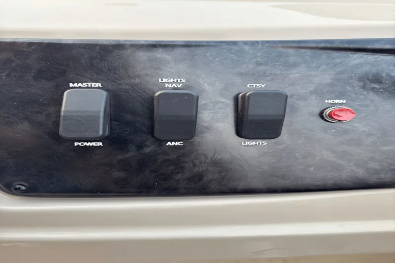 Slide: The Image of SunCatcher G3 SELECT 320RC 2023 - 31