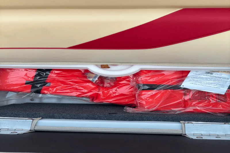 Slide: The Image of SunCatcher G3 SELECT 320RC 2023 - 33