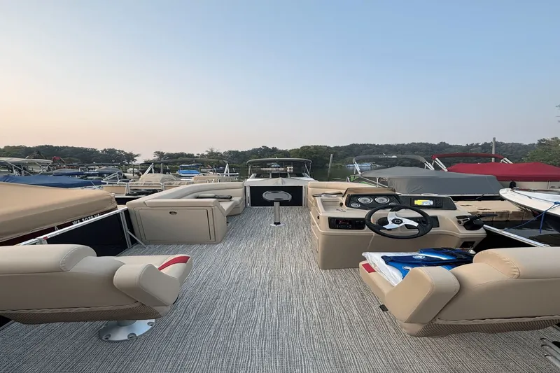 Slide: The Image of SunCatcher G3 SELECT 320RC 2023 - 9