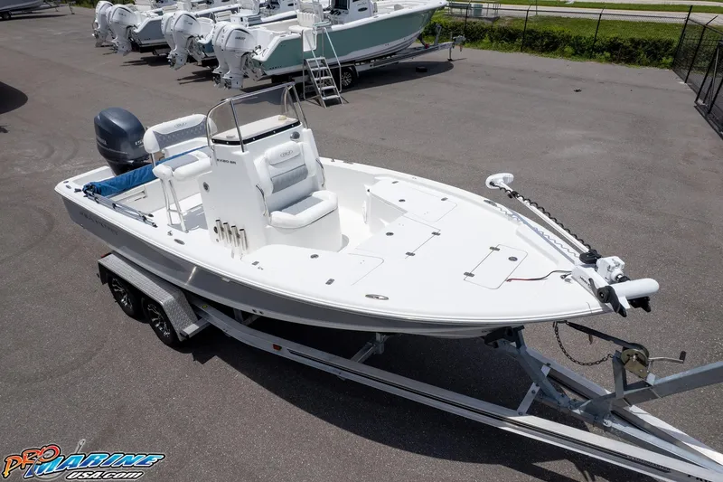 Slide: The Image of 2015 Sea Hunt BX 20 BR boat on trailer in outdoor lot. - 28