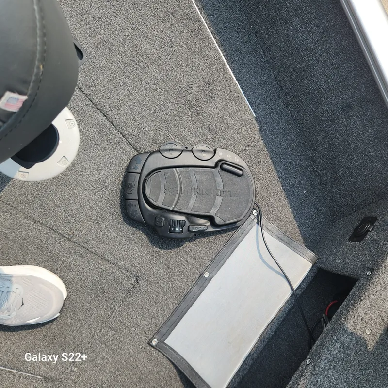 Slide: The Image of Lund 1675 Pro Guide 2020 - 12