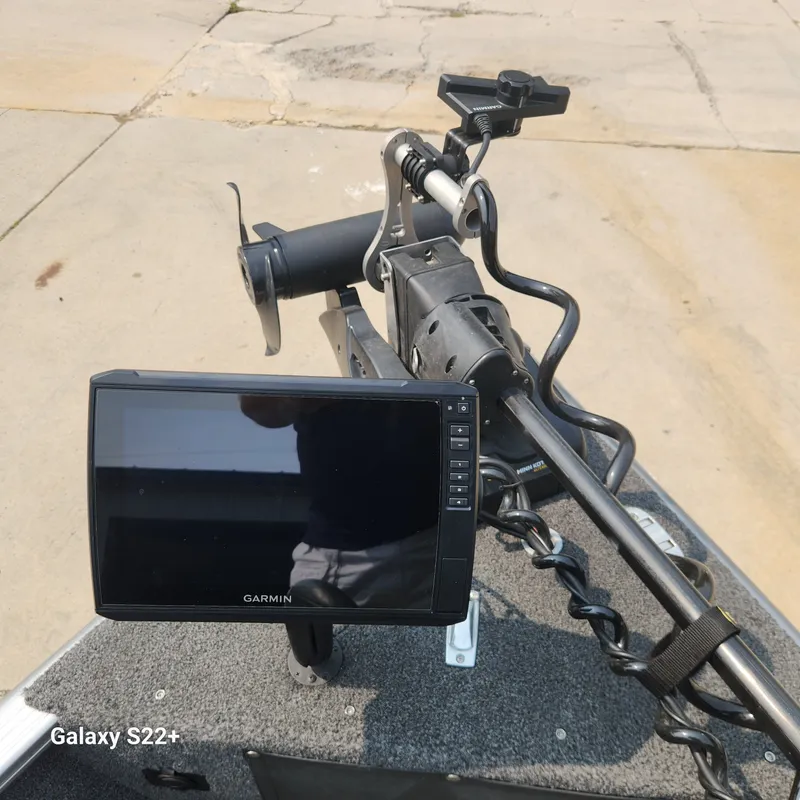 Slide: The Image of Lund 1675 Pro Guide 2020 - 13