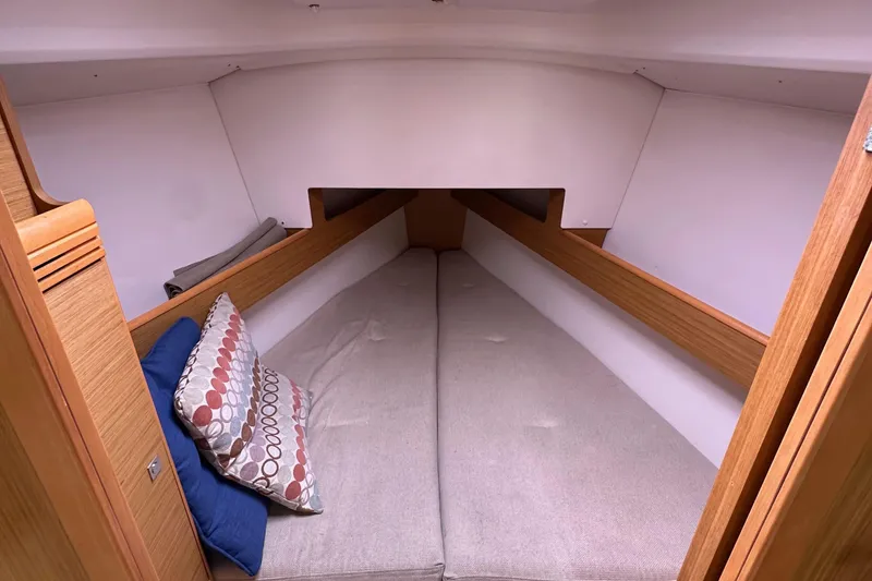 Slide: The Image of Jeanneau Sun Odyssey 33i 2011 - 54