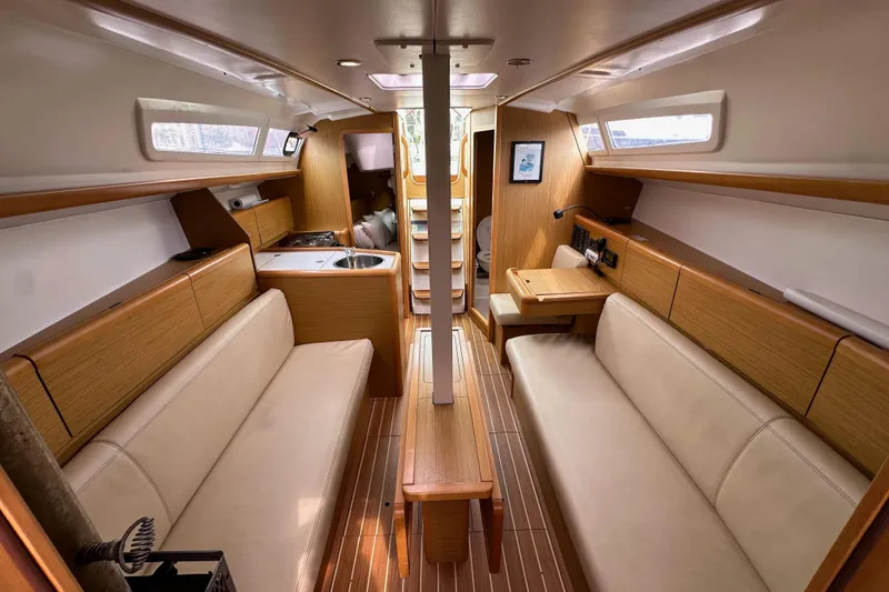 Slide: The Image of Jeanneau Sun Odyssey 33i 2011 - 56