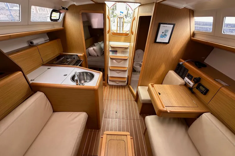 Slide: The Image of Jeanneau Sun Odyssey 33i 2011 - 59