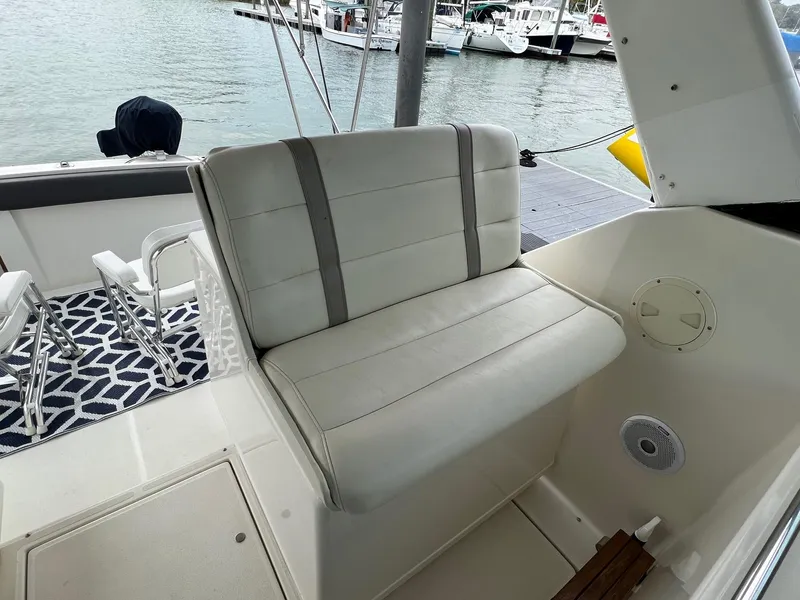 Slide: The Image of Tiara Yachts 3300 Open - 9