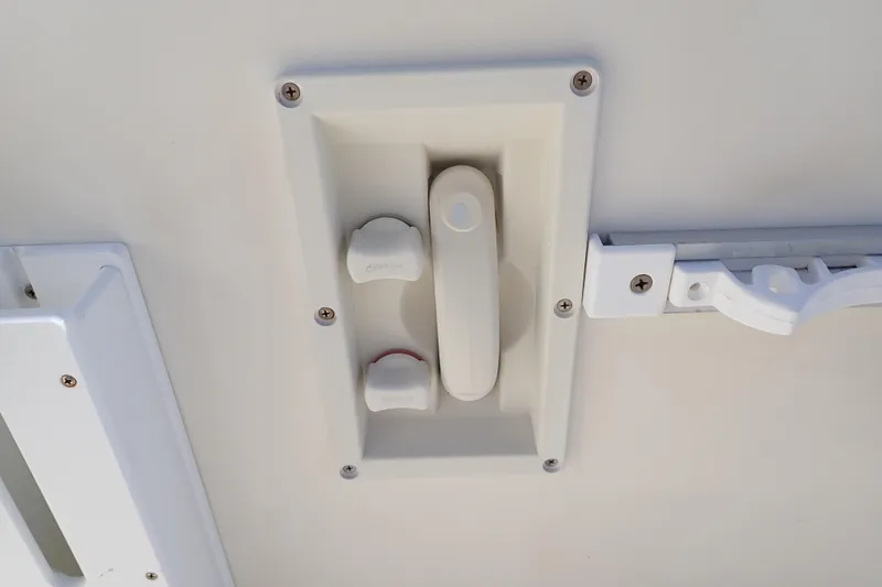 Slide: The Image of Albin 28 Tournament Express 2000 - 101