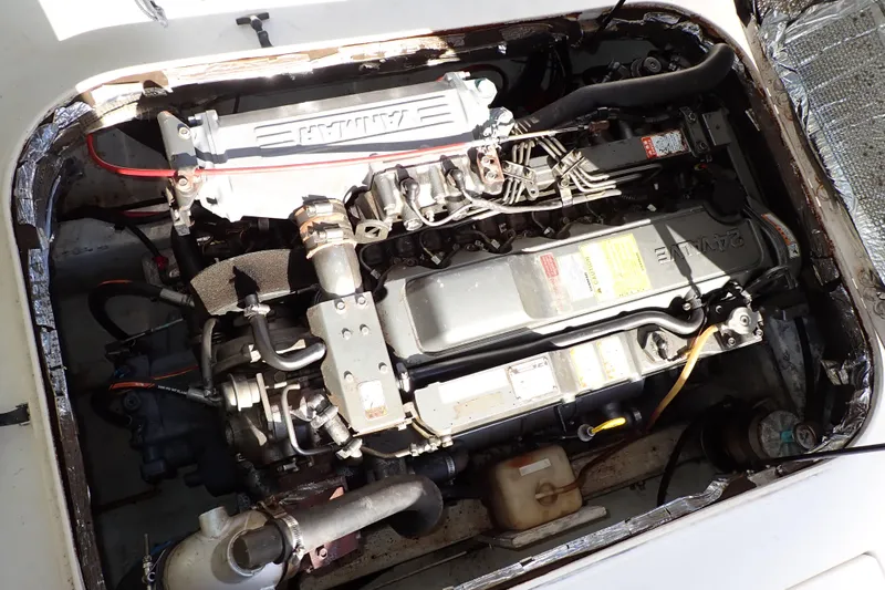 Slide: The Image of Albin 28 Tournament Express 2000 - 104