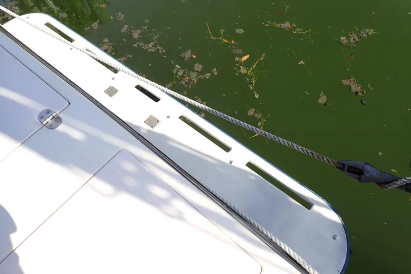 Slide: The Image of Albin 28 Tournament Express 2000 - 112