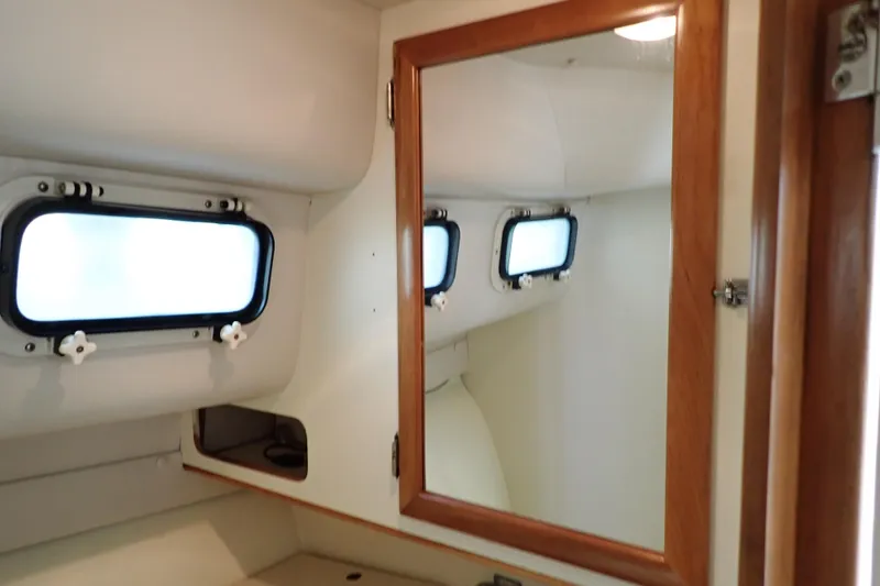 Slide: The Image of Albin 28 Tournament Express 2000 - 116